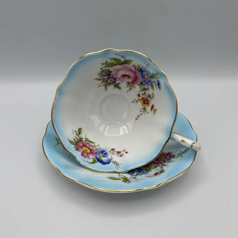 Vtg Queen Anne Cup Saucer Turquoise Blue‎ Floral Cabbage Rose Footed Gold Trim